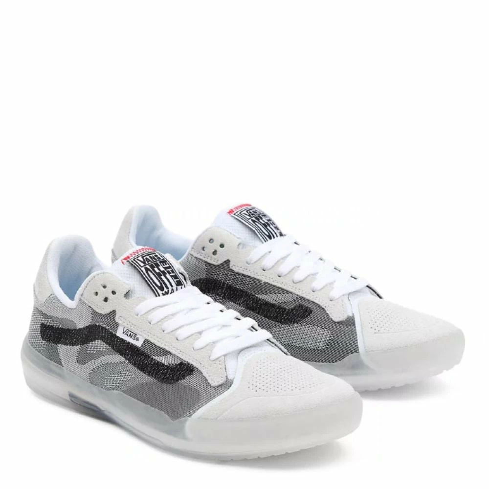 Vans Women's Deuce EVDNT UltimateWaffle In True White/Red 4 Vans Women's Deuce EVDNT UltimateWaffle In True White/Red - Image 2