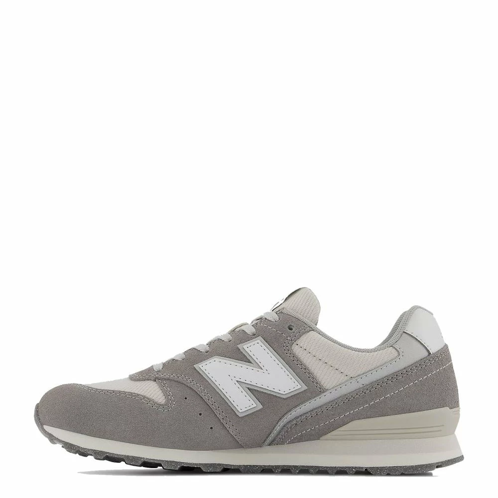 New Balance Women's 996v2 In Marblehead With Moonbeam 5 New Balance Women's 996v2 In Marblehead With Moonbeam - Image 3